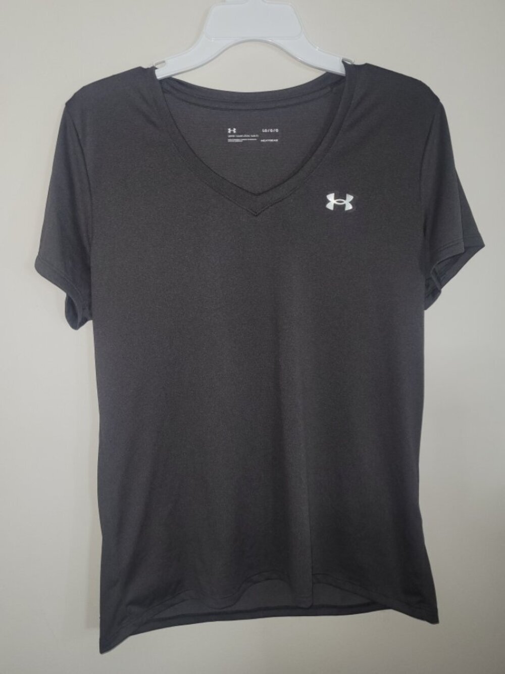 Black Large Under Armour Shirt